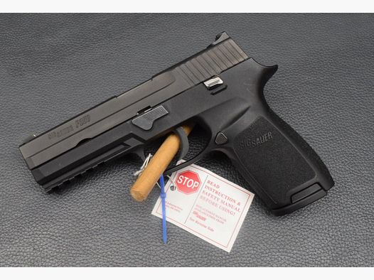 SIG SAUER P250 Fullsize, Kaliber 9mmLuger, Neuware aus Geschäftsauflösung