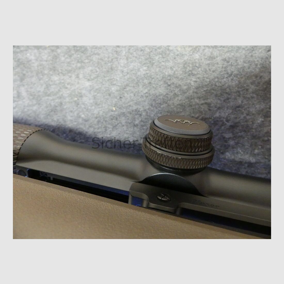 Blaser R8 Success Pelle