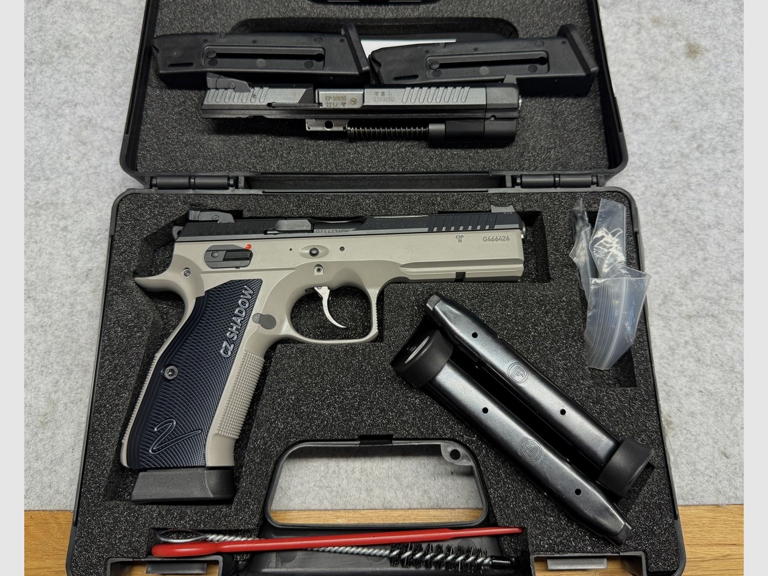 CZ Shadow II Urban Grey Kaliber 9mm Luger inkl. Kadet Wechselsystem Kaliber .22lr * Komplett Set *