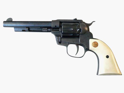 Revolver a doppia azione Hi-Standard W100 cal. .22 cal.