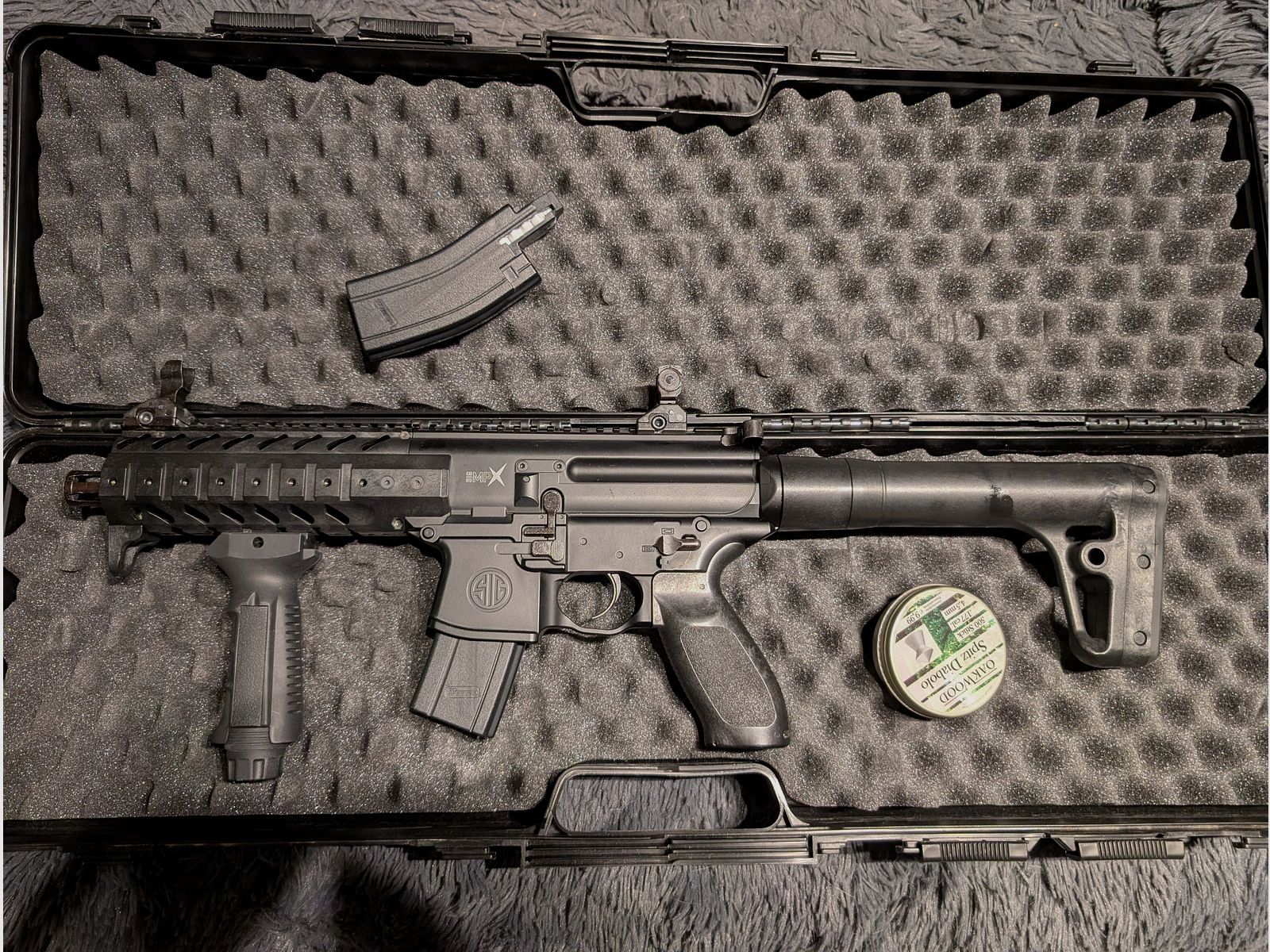 Sig Sauer MPX  co2  4,5 mm Diabolo