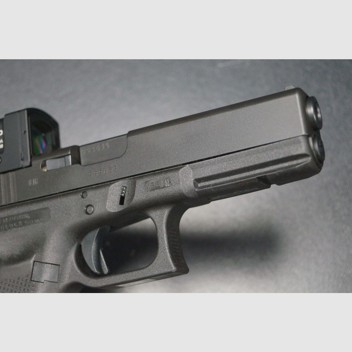 Glock 17 Gen4 Aimpoint Acro, Bild 2 von 6