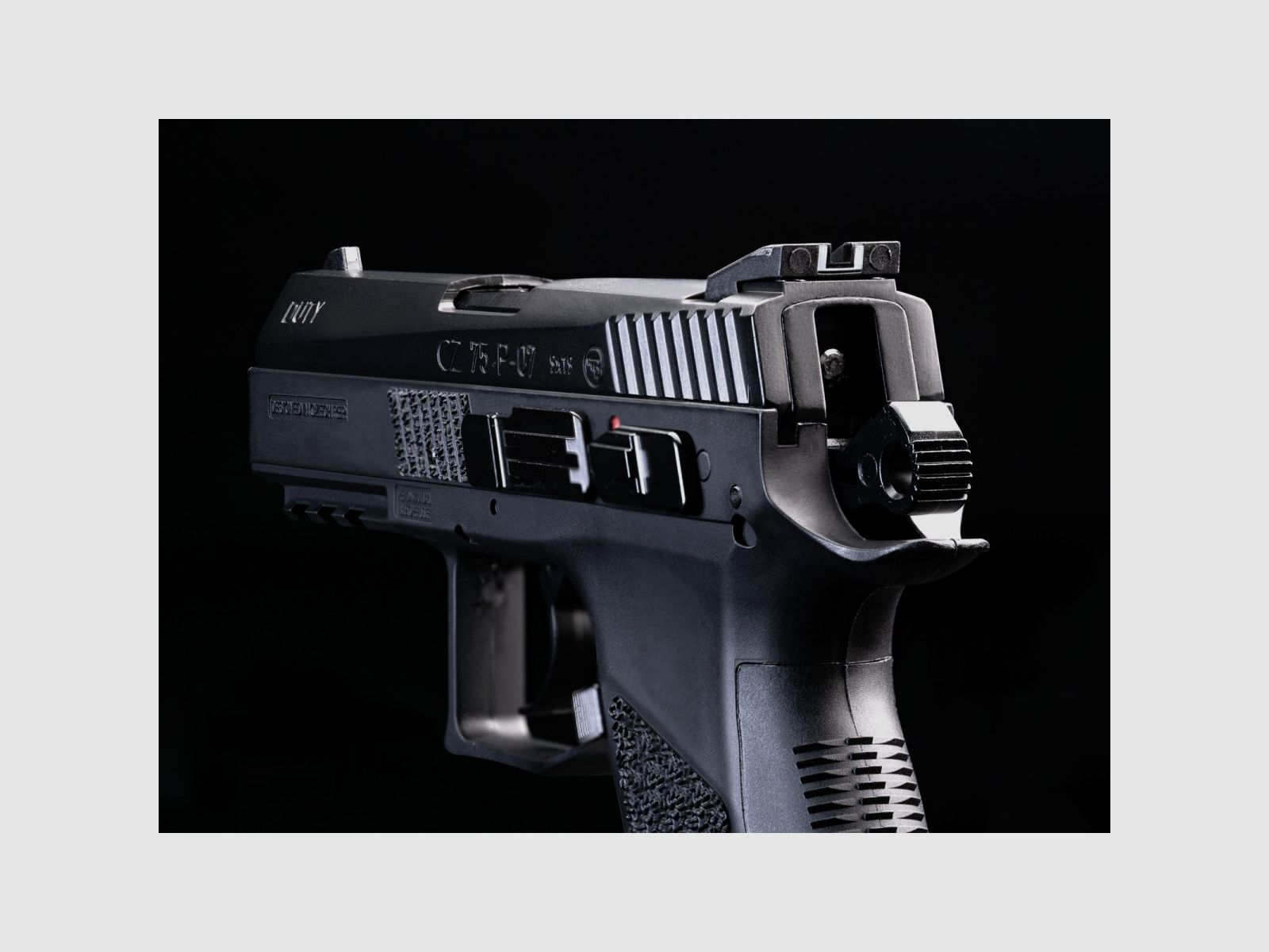 CZ 75 P-07 Duty Pistole Stahlkugel, Bild 7 von 11
