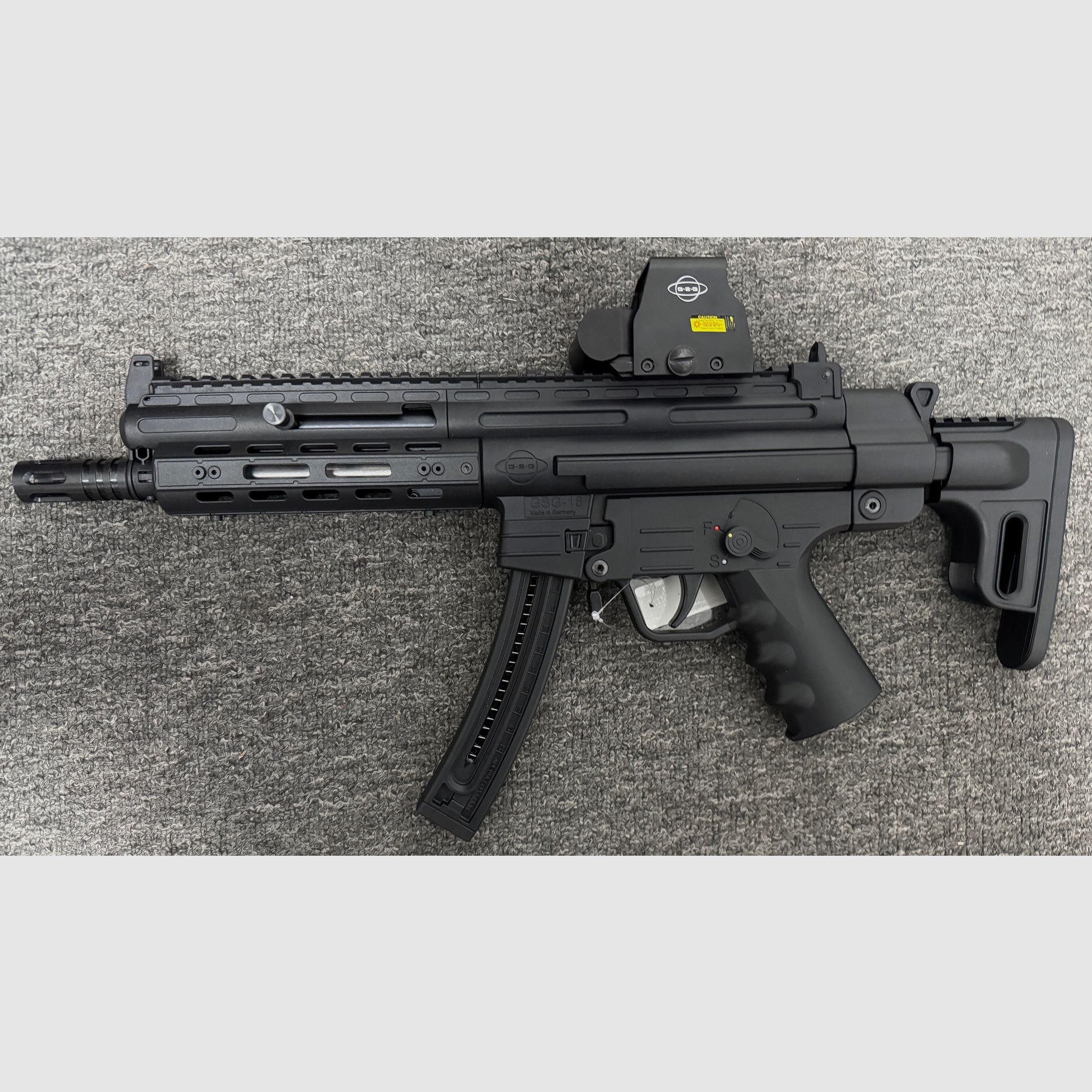 GSG 16 M-LOK Super Set .22lfb + GSG Optik + 22 & 110 Schuss Magazin