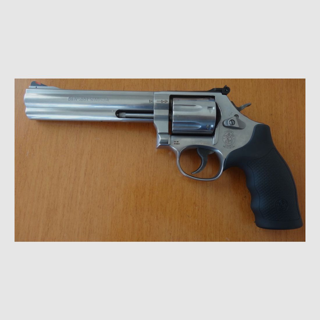 Smith & Wesson Smith & Wesson Revolver: Mod. 686 WO Plus 7- Schoten .357 Magnum.