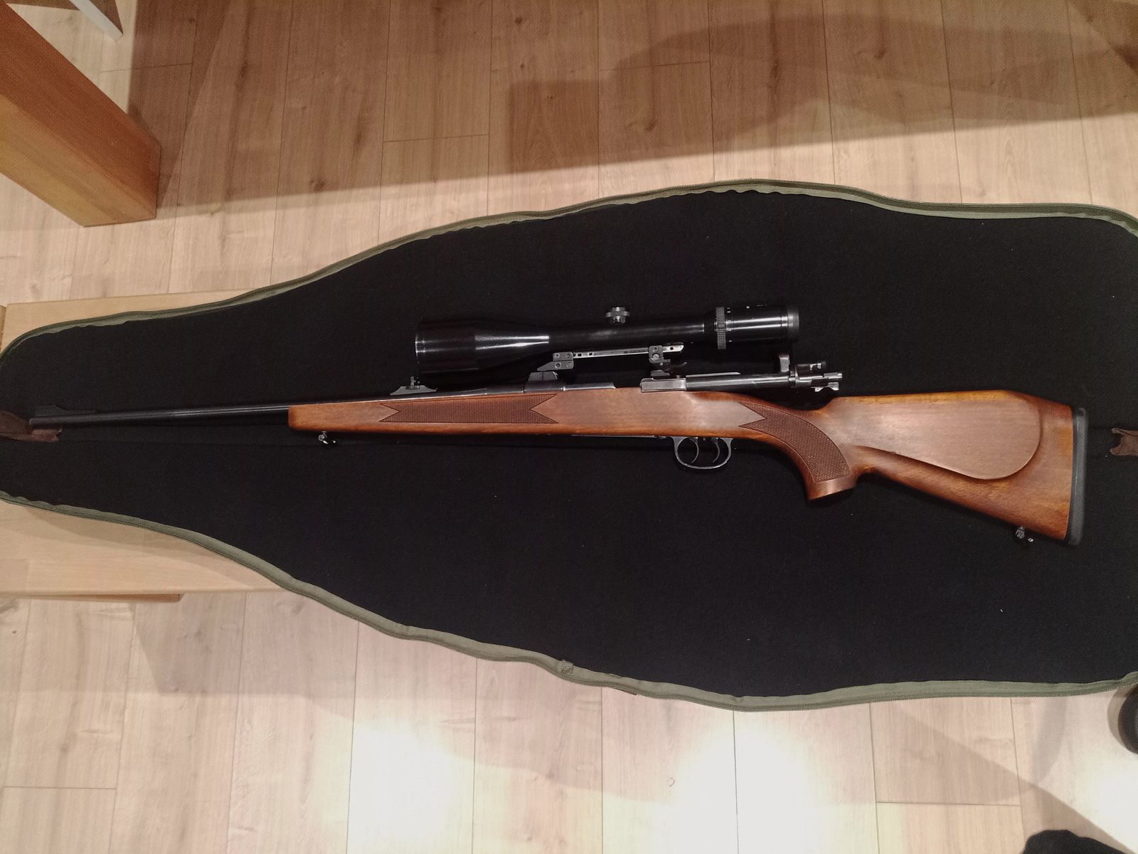 Voere Repetierbüchse Mauser 98 – .30-06 – Deutscher Stecher – Swarovski Habicht 3–12×56