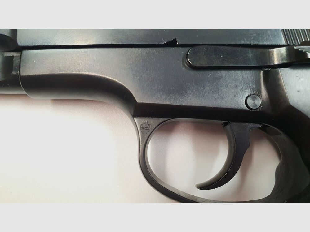 MAUSER-WERKE Oberndorf GmbH Halbautomatische Pistole Mauser Oberndorf GmbH, Mauser 90 DA - 9mmLuger