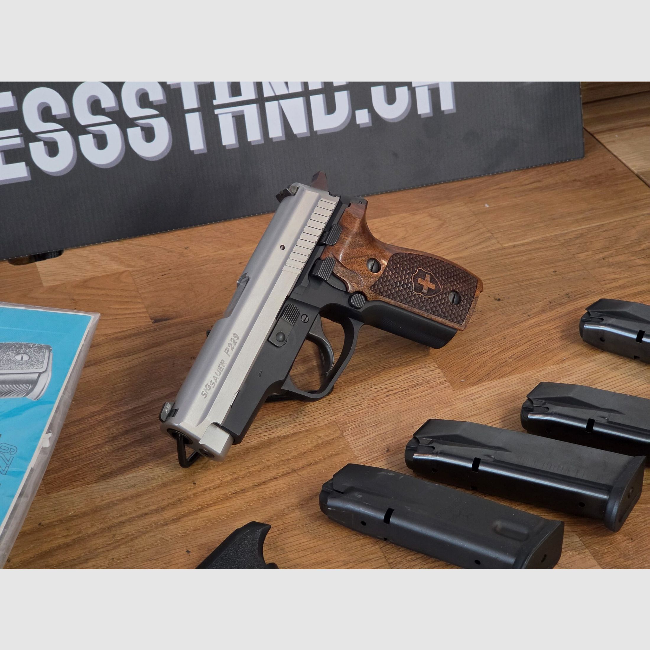 Sig Sauer – pistool / 229 / dual tone / .40S&W / gebruikt, afbeelding 2 van 4