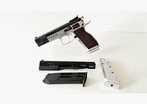 Tanfoglio Limited con sistema intercambiabile .22lr 9mmLuger