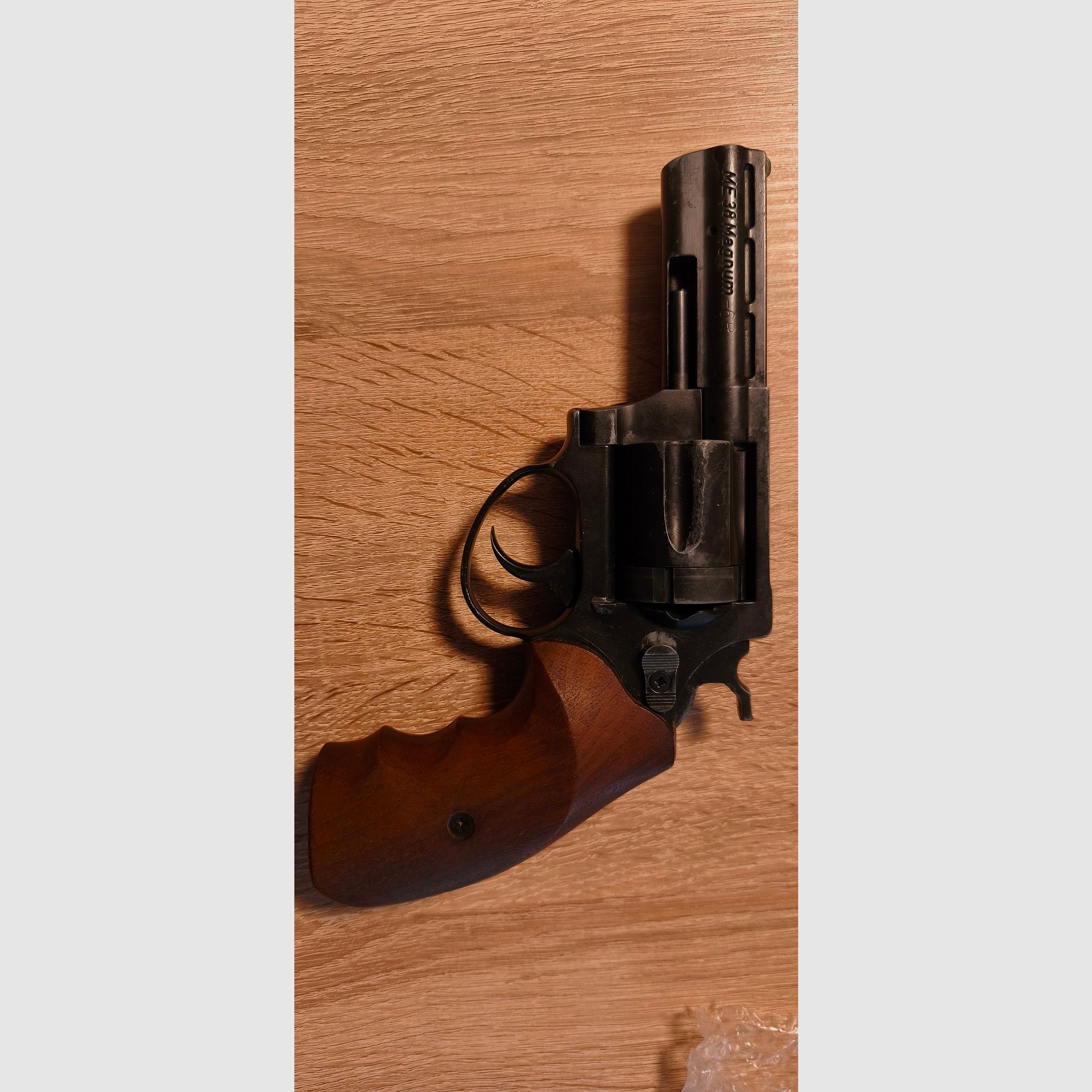 Blank firing/Flobert revolver caliber 6 mm ME Flobert short