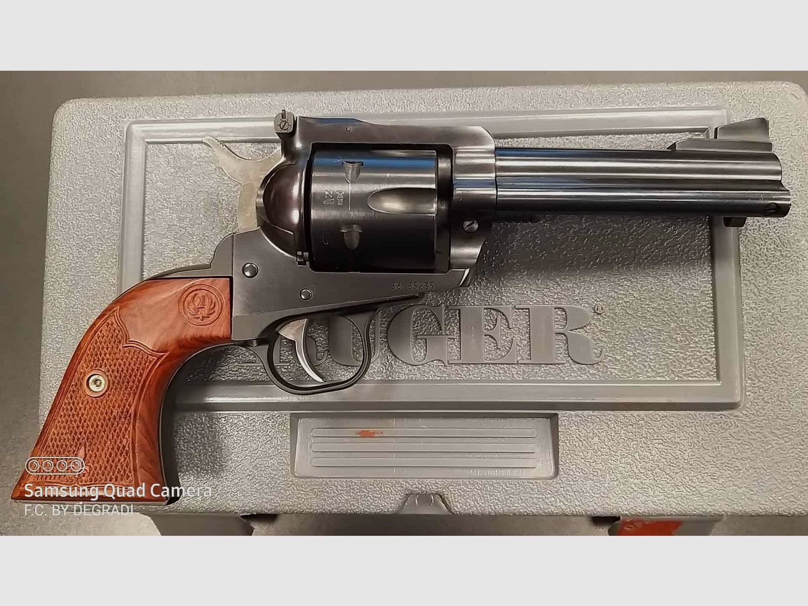 RUGER BLACK HAWK 357 MAG. 4,6”, zdjęcie 3 z 5
