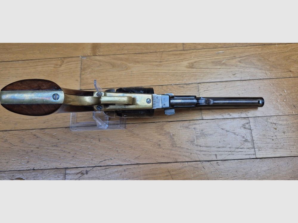 Schöner Revolver Colt 1847 – Modell Dragoon 1. Modell – Seltene Variante „USMR“ mit Trommel – Herstellung Uberti – Waffe von 1991 – 6 Schuss – Kal. .44 – Schwarzpulver – Gute Verarbeitung Anfang der 90er – Sehr guter Zustand, Bild 7 von 23
