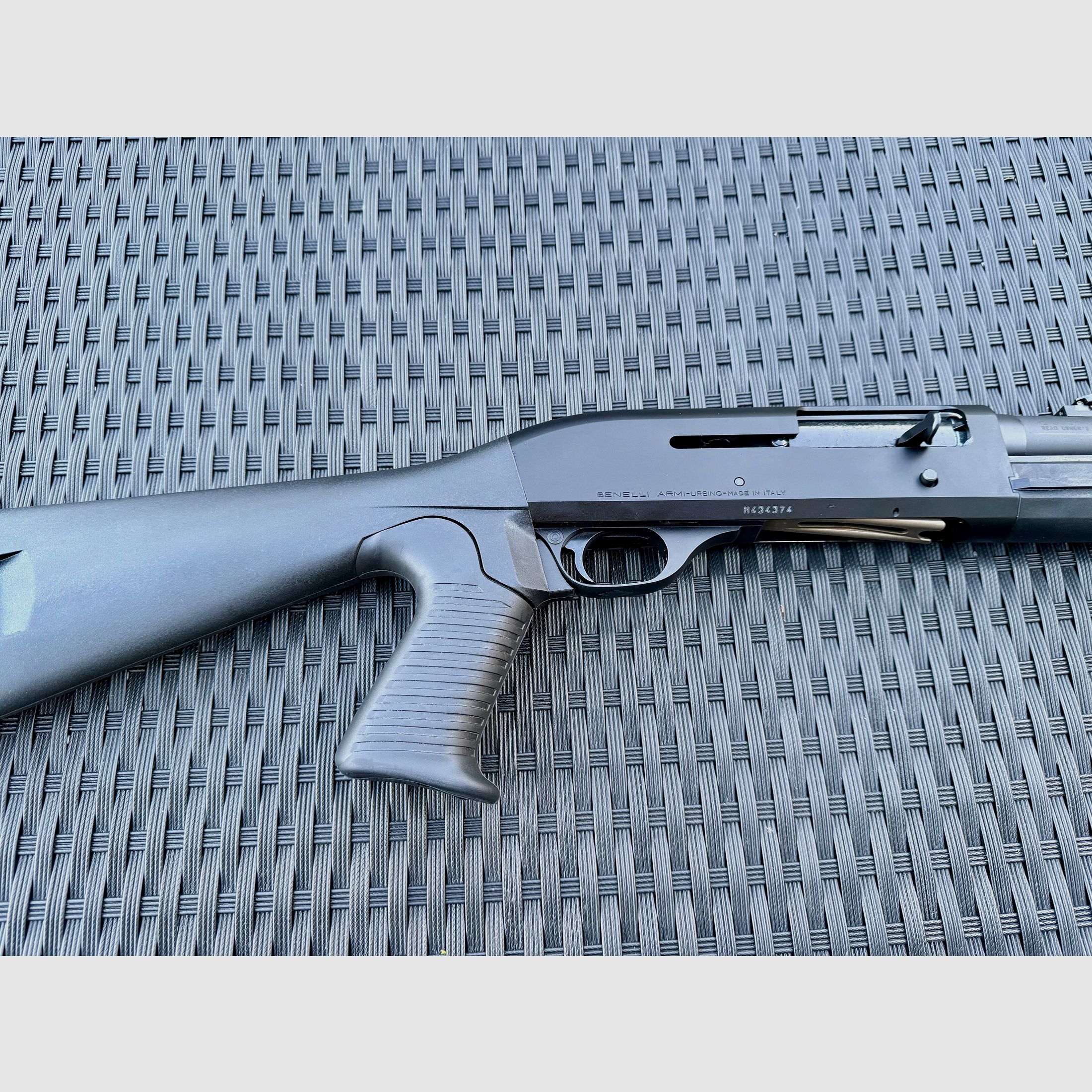 Benelli M3 Super 90 Electro Optic Sight 12/76