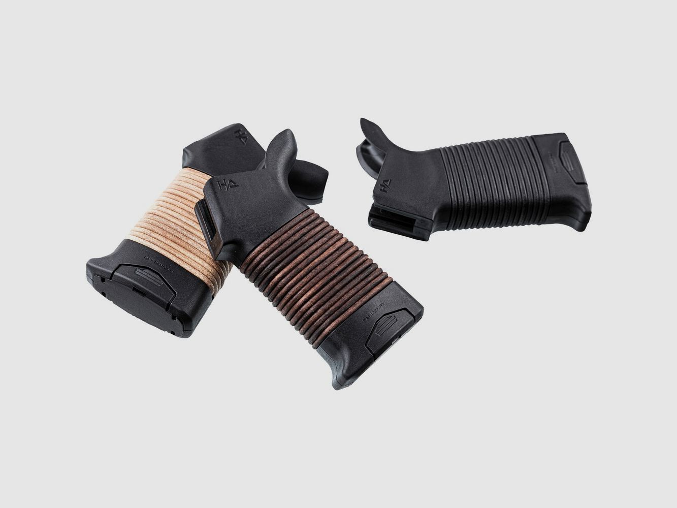 Hera Arms Pistol Grip AR15 Leather Grip (Natural), imagen 2 de 6