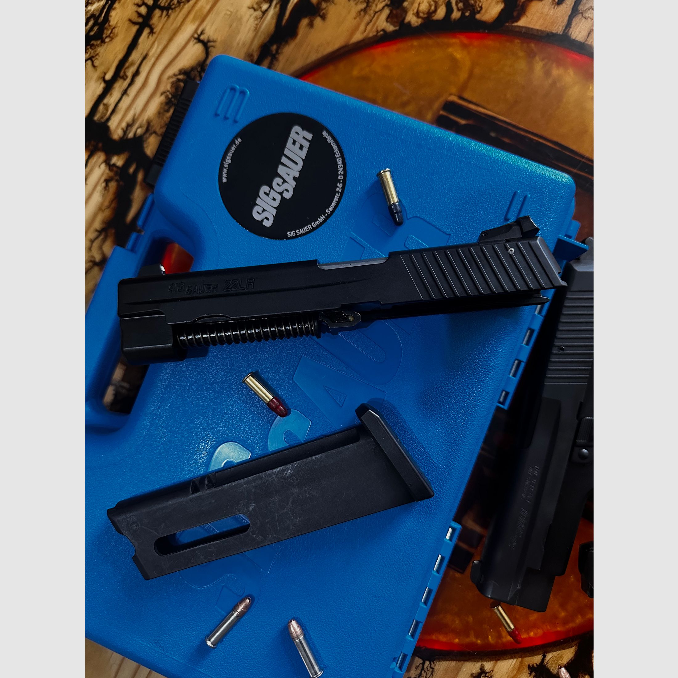 Sig Sauer P220, caliber 45 ACP including interchangeable system 22 lfb