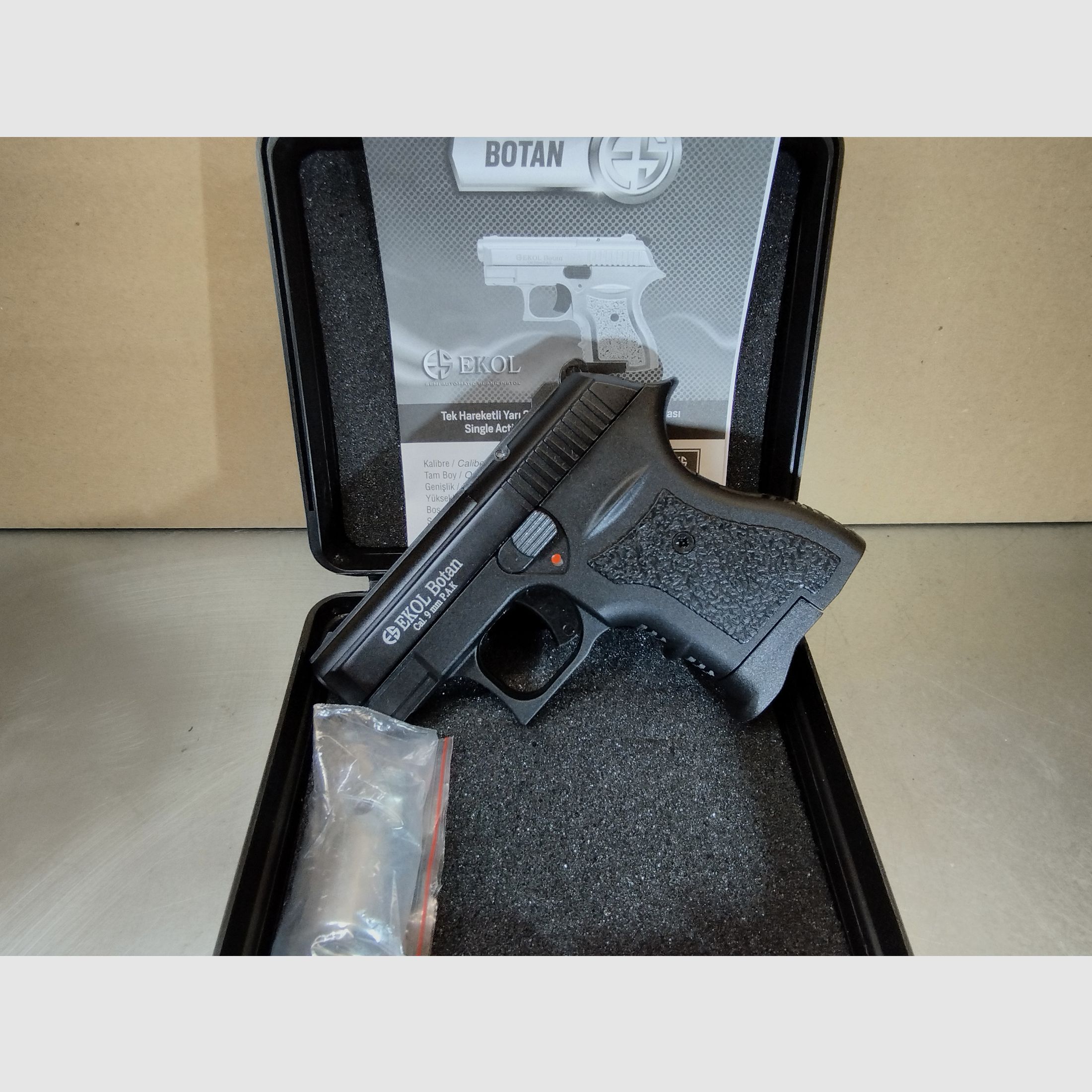 Ekol Botan blank firing pistol 9mm P.A.K blued !!New weapon!!