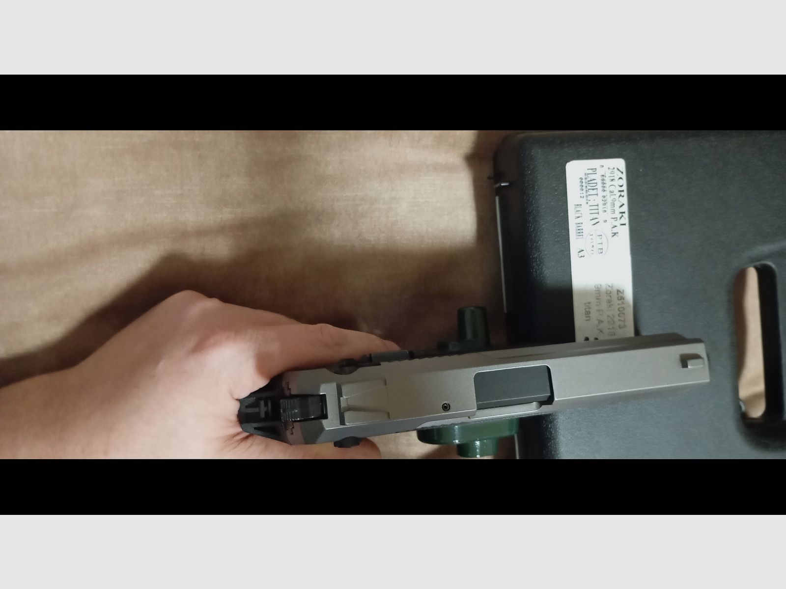 ZORAKI 2918 Cal. 9mm P.A.K. pistola a salve