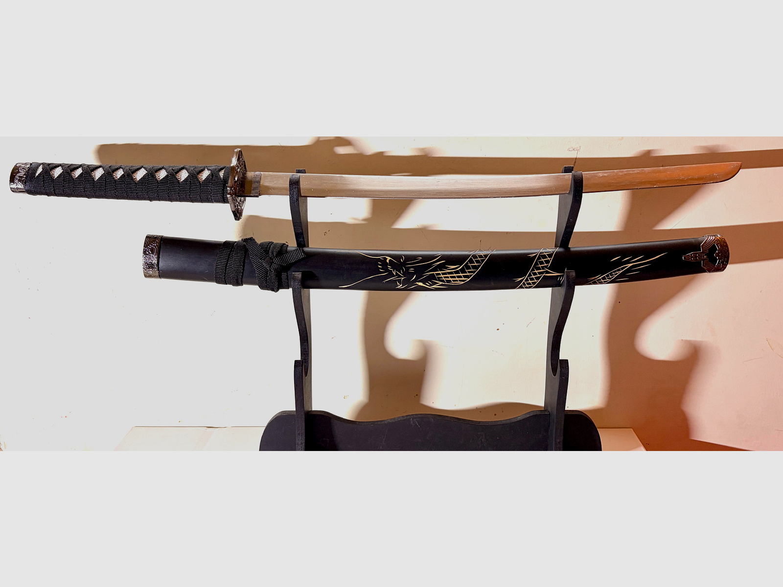Samurai Schwerter Set Marui – 3-teiliges Katana Daisho Set mit Drachengravur & Ständer