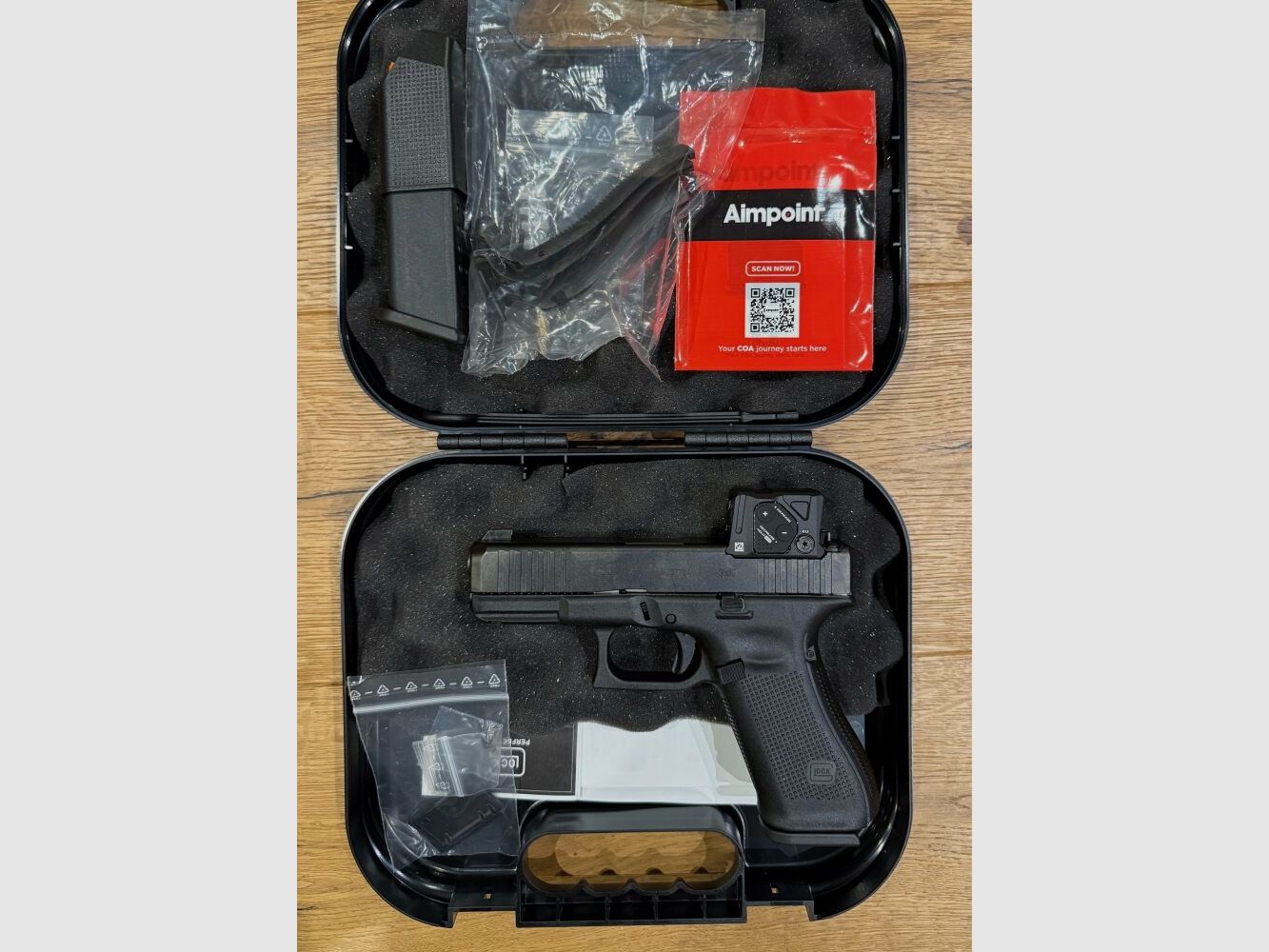 Glock pistol 45 Gen5 MOS/FS A-CUT™ combo with Aimpoint COA