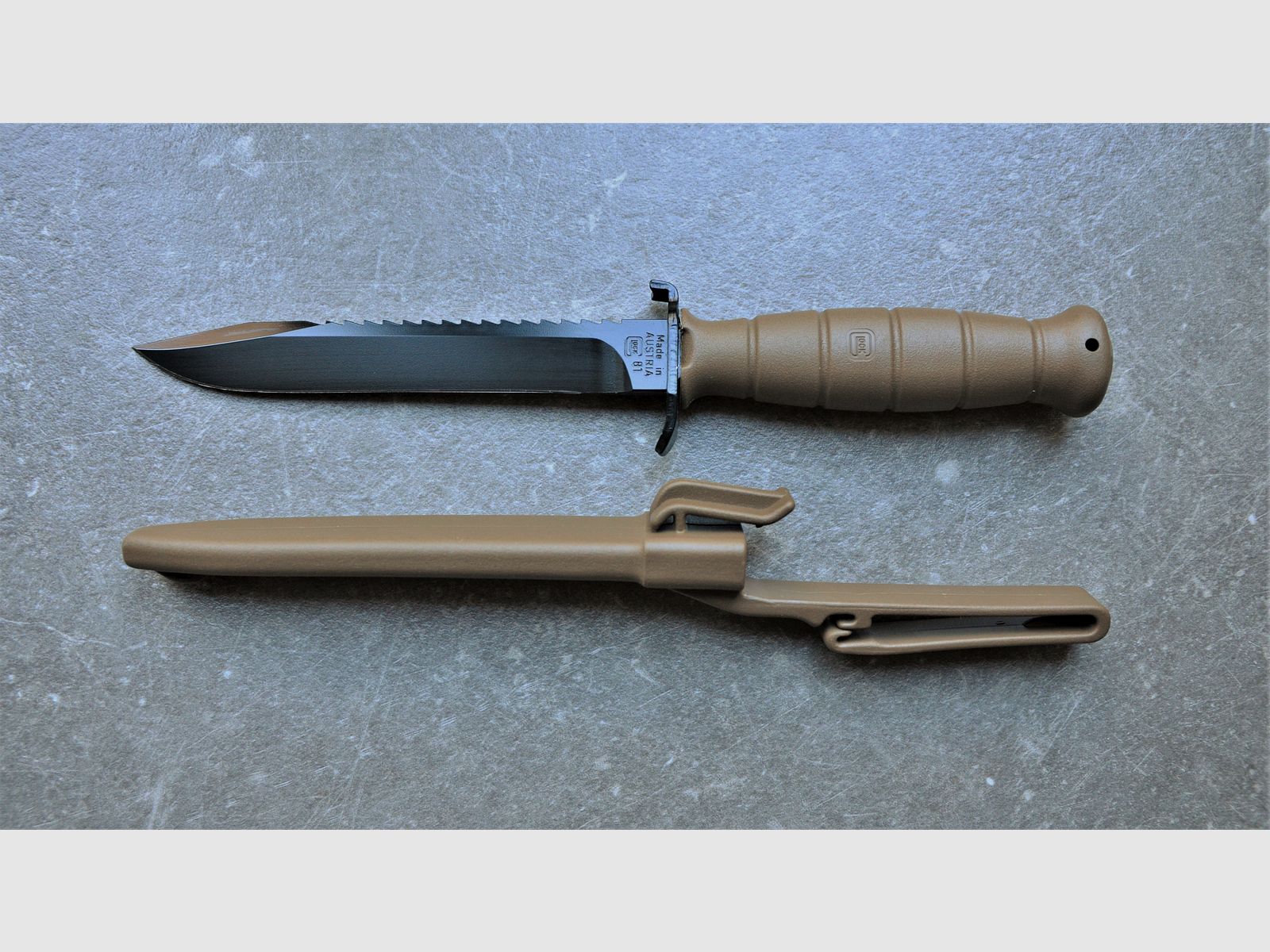 Glock Feldmesser FM 81 braun – Militärisches Mehrzweckmesser