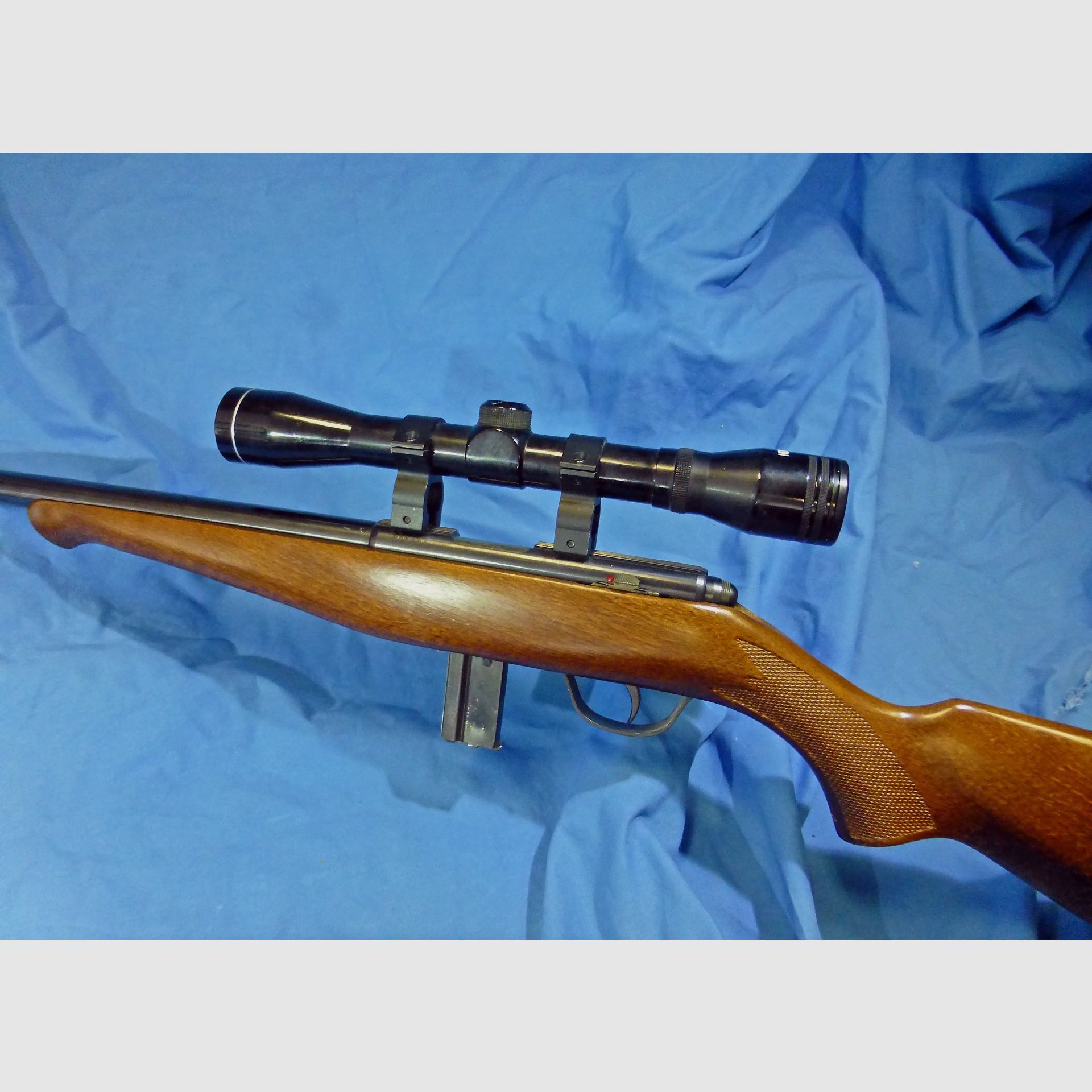 Linkshänderbüchse 22LR mit Schalldämpfer, Bild 3 von 3