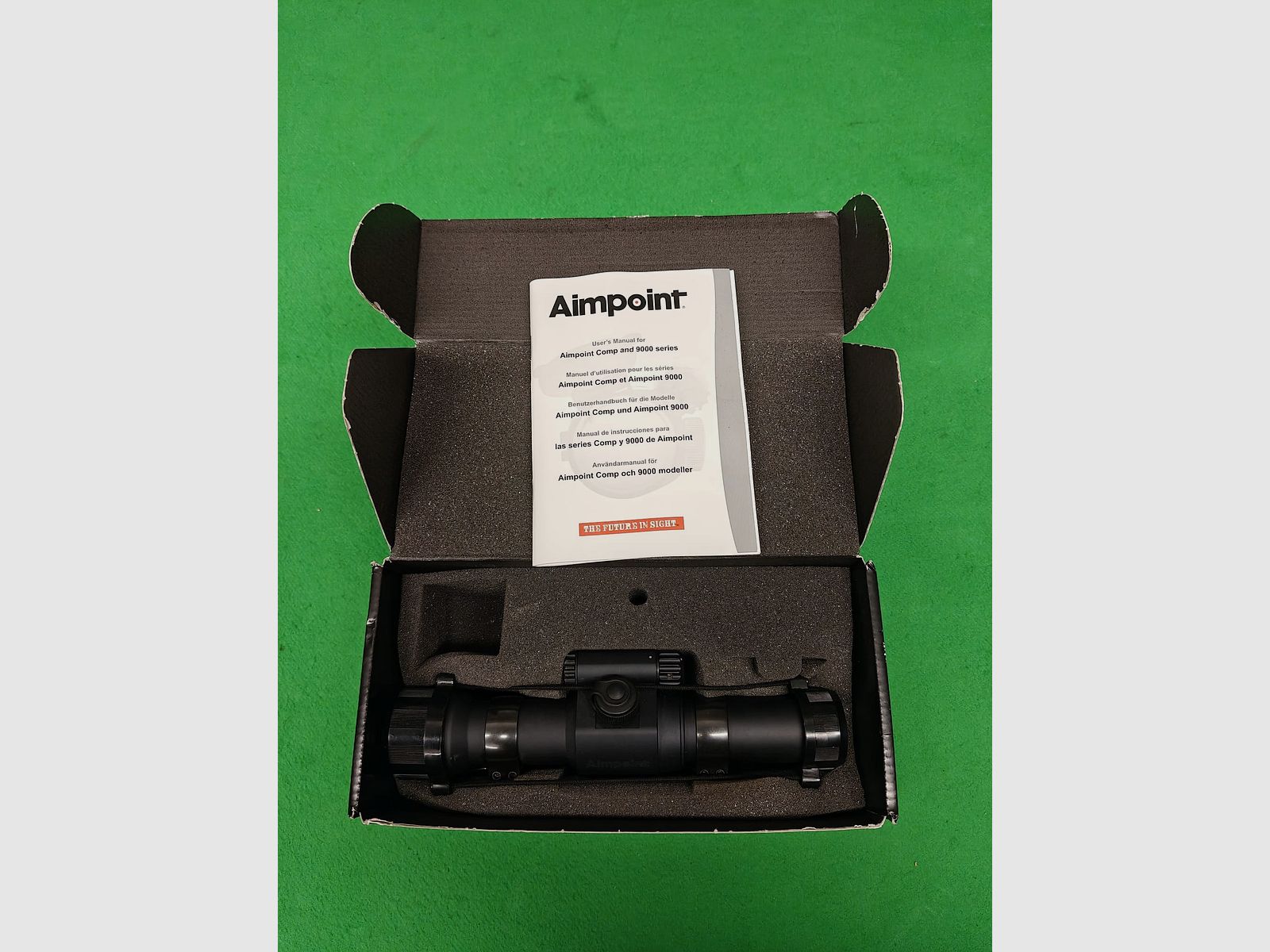 Aimpoint 9000L 2MOA in OVP inkl. EAW Schwenkmontage