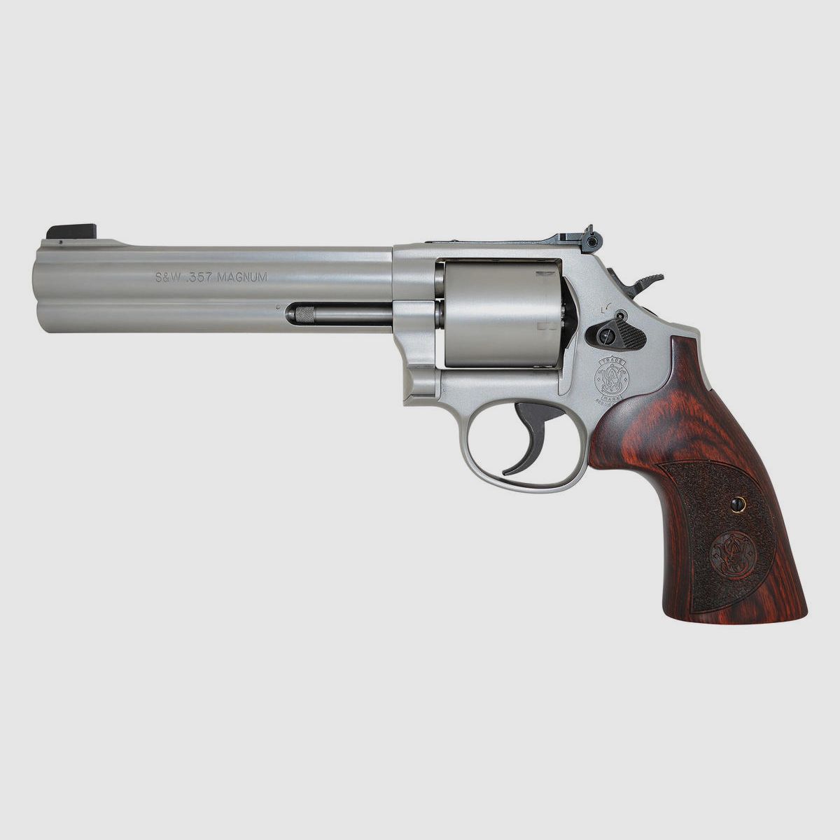 Smith & Wesson Mod. 686 International, caliber .357Mag || Revolver