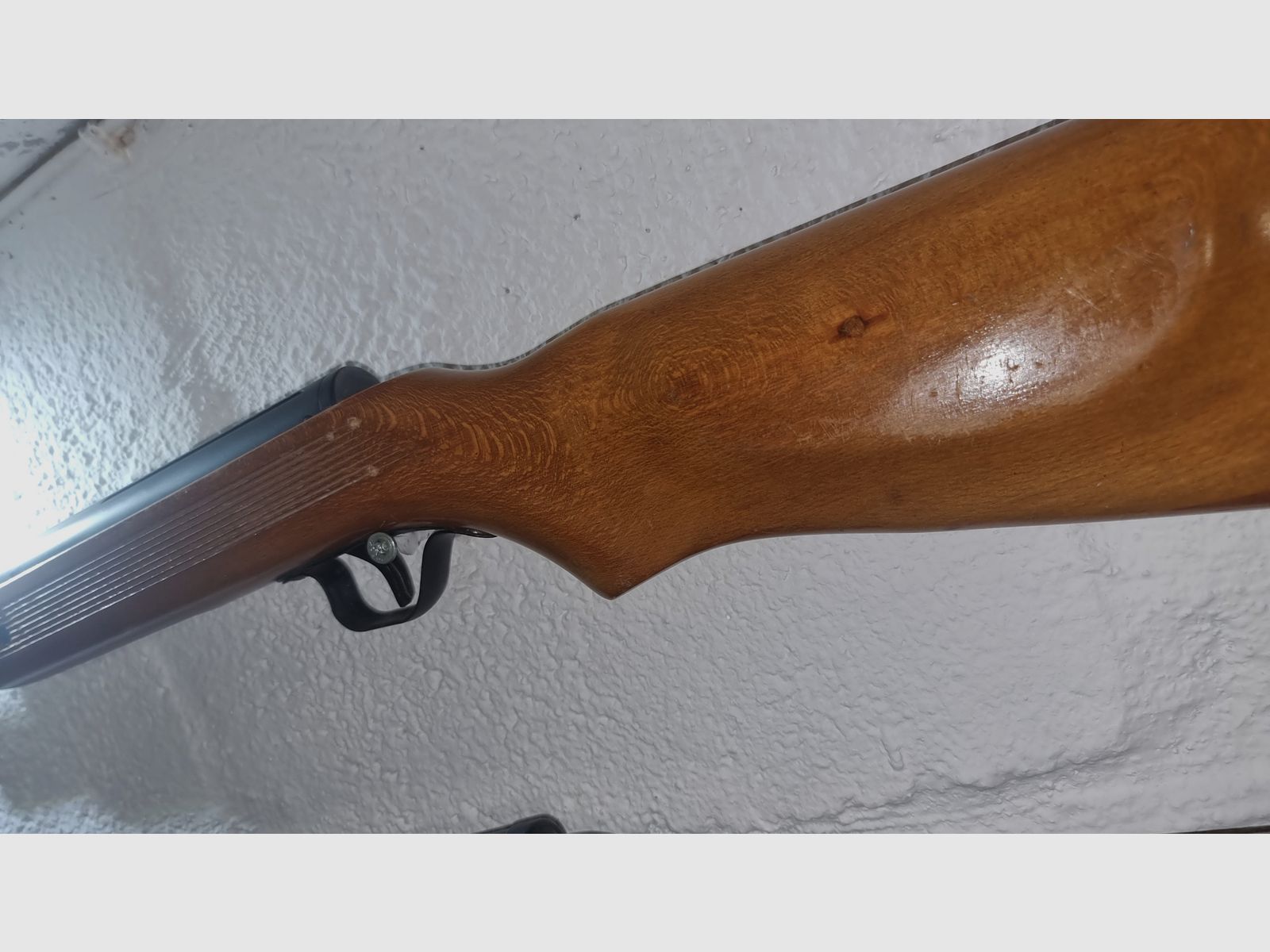 Gamo Hunter 440 karabinek pneumatyczny z łamanym lufą kal. 5,5mm Diabolo z drewna bukowego.       Diana mod 22.      