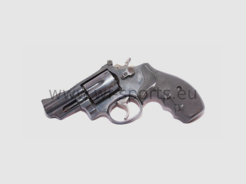 S&W 19 2.5" 19