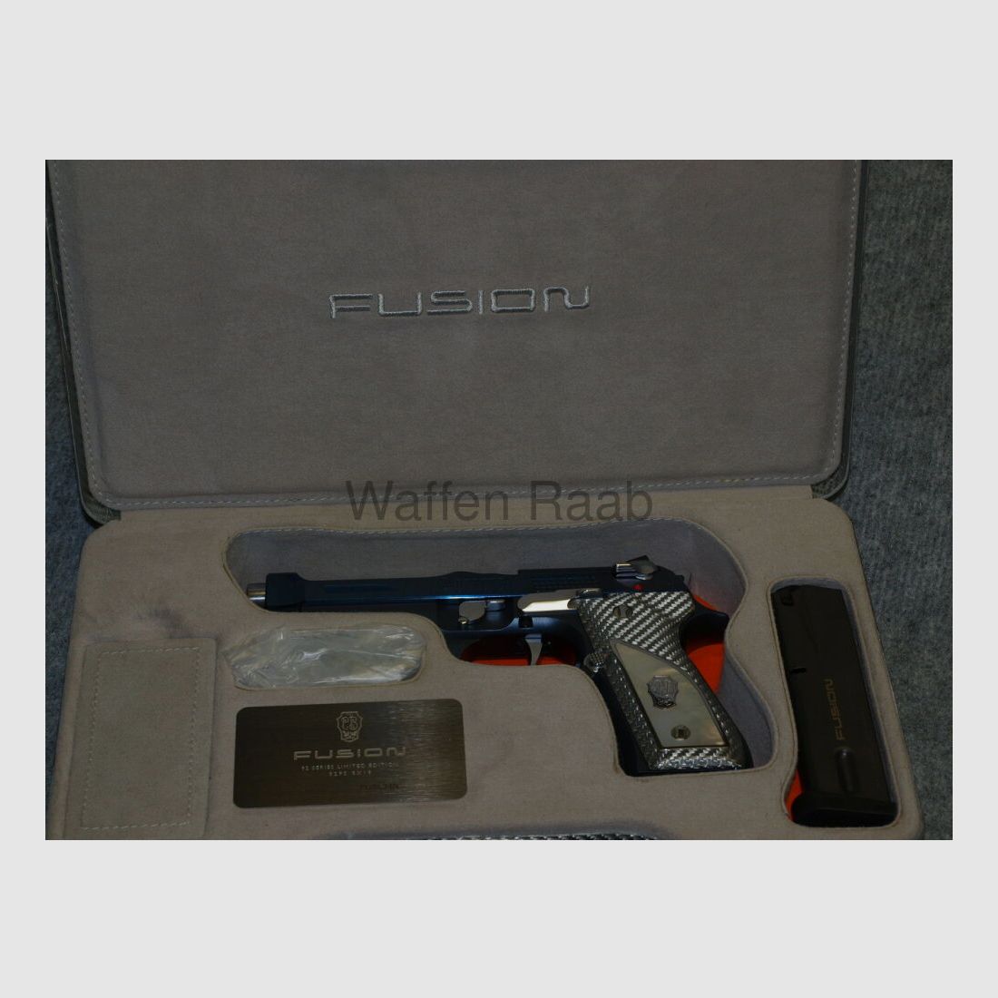 Beretta FUSION Blauw 92 FS Beretta FUSION Blauw 92 FS 92 Serie Beperkte Editie