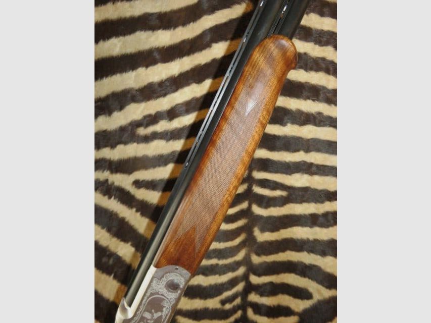 Fucile sovrapposto YILDIZ Luxe Plaine cal.20/76 canne 71cm espulsori, 5 chokes, calcio inglese, valigetta, immagine 4 di 10