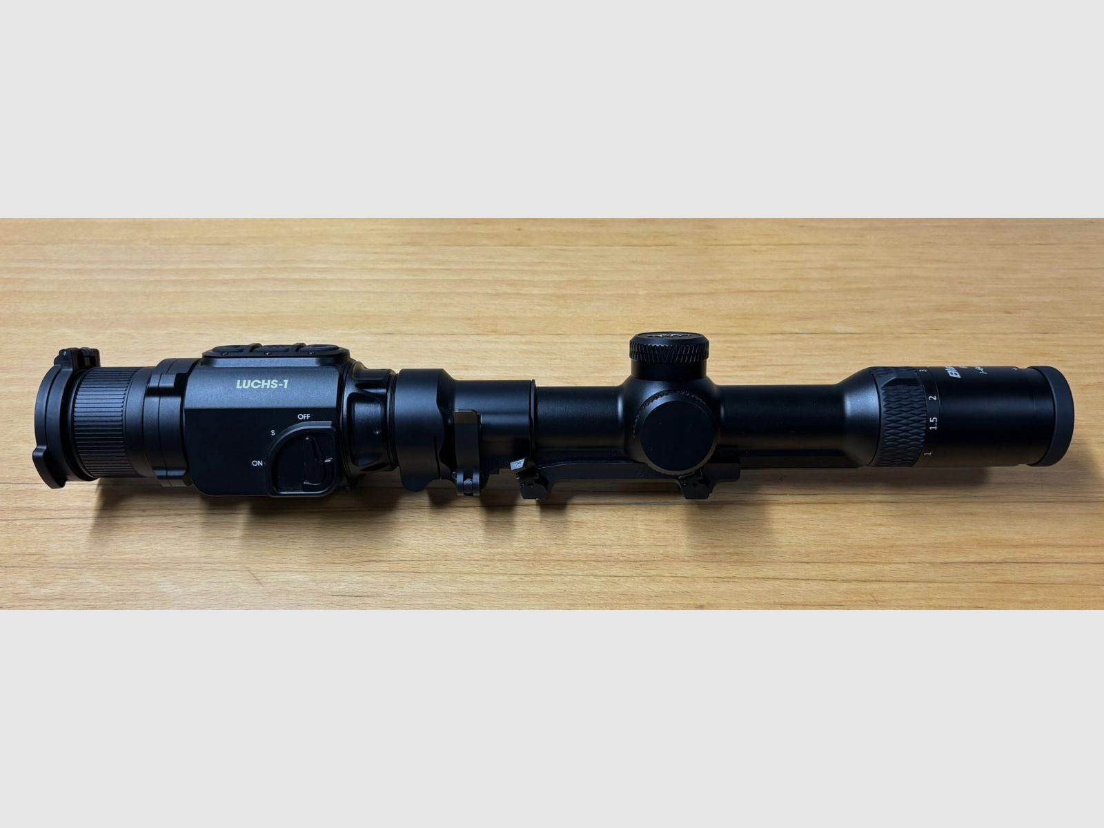 <Liemke Luchs thermal imaging attachment, like new, in excellent condition.