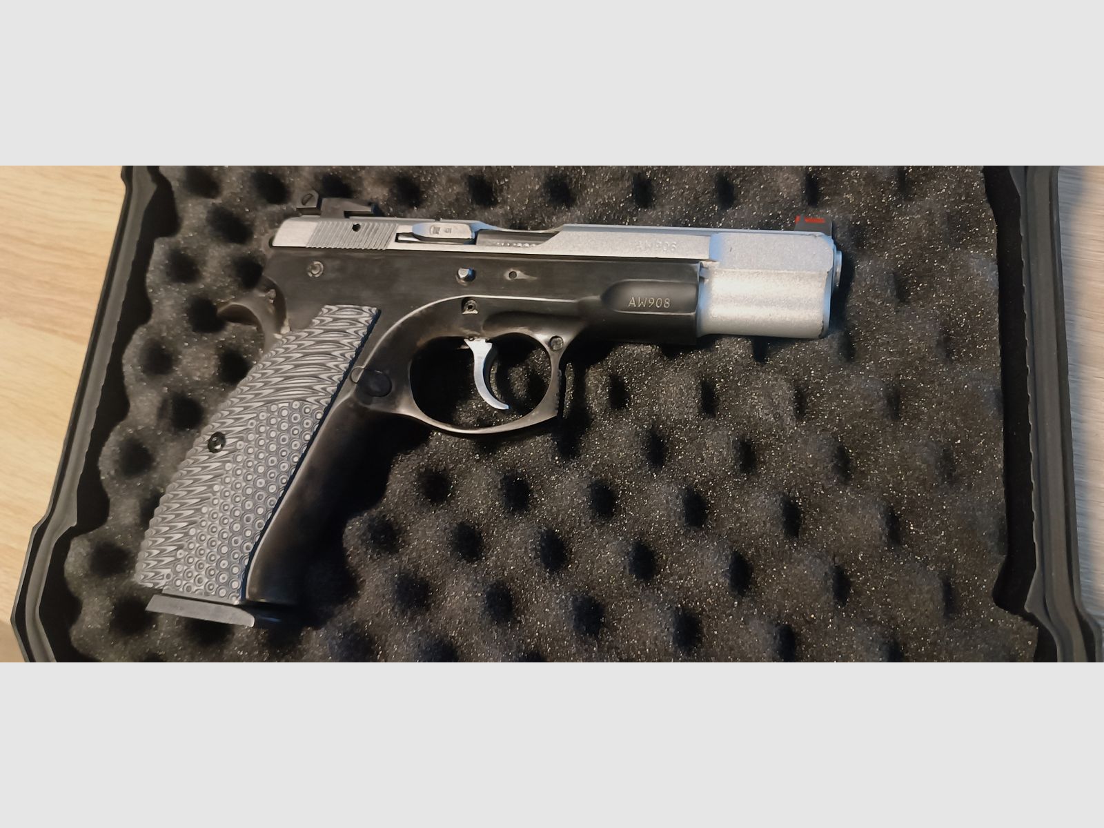 CZ 75B 9mm Luger mit Wechselsystem Kadet .22