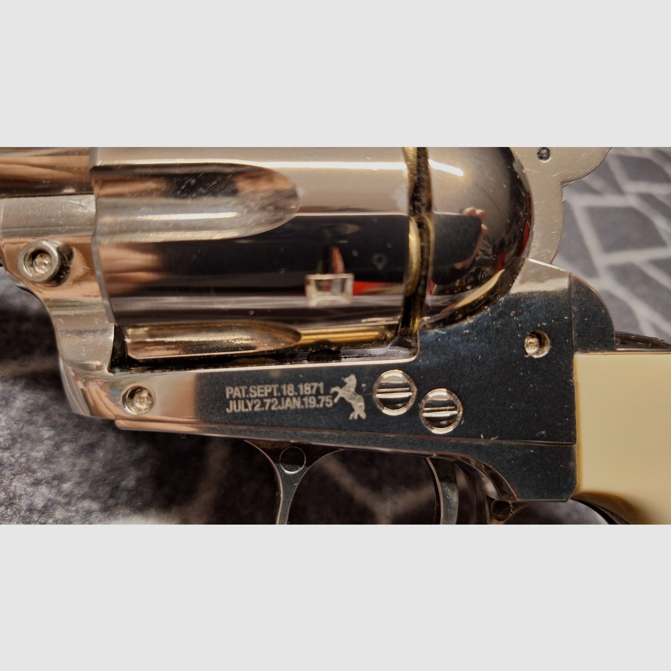 Colt Single Action Army® 45 nickel Co2 revolver caliber 4.5 mm BB-NEW