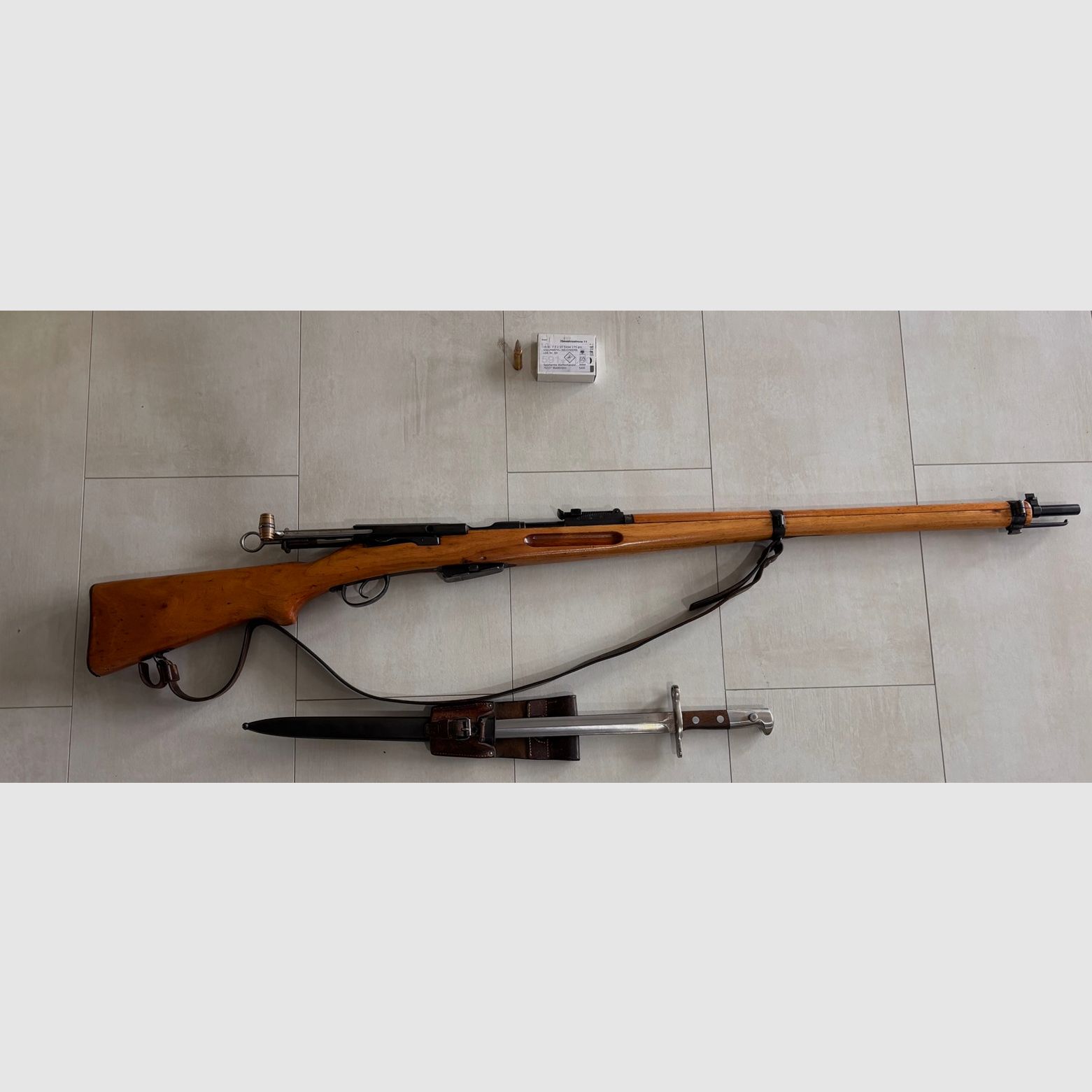 Schmidt Rubin G11 with original bayonet including ammunition 7.5x55