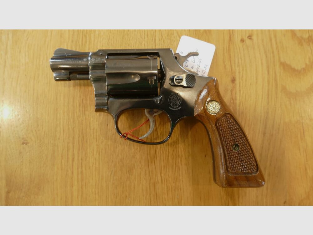 Smith & Wesson 36