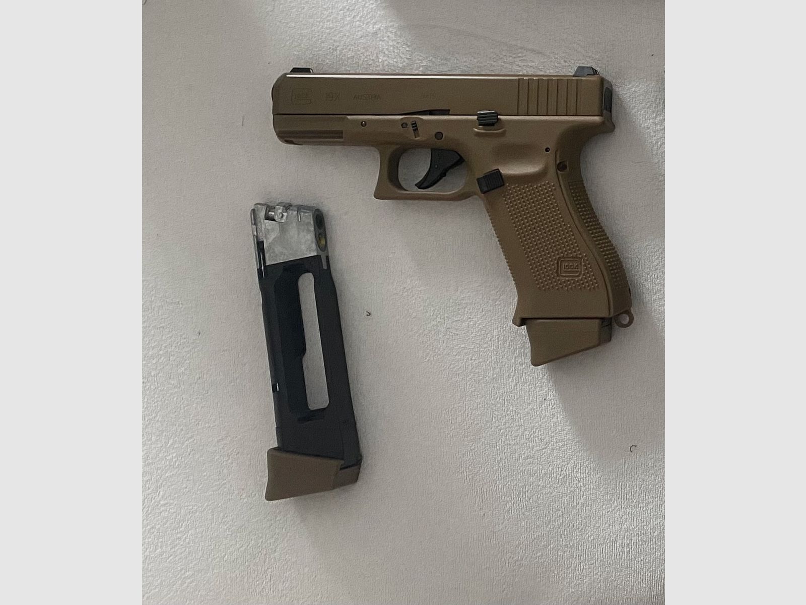 Umarex Glock 19X  GBB Coyote