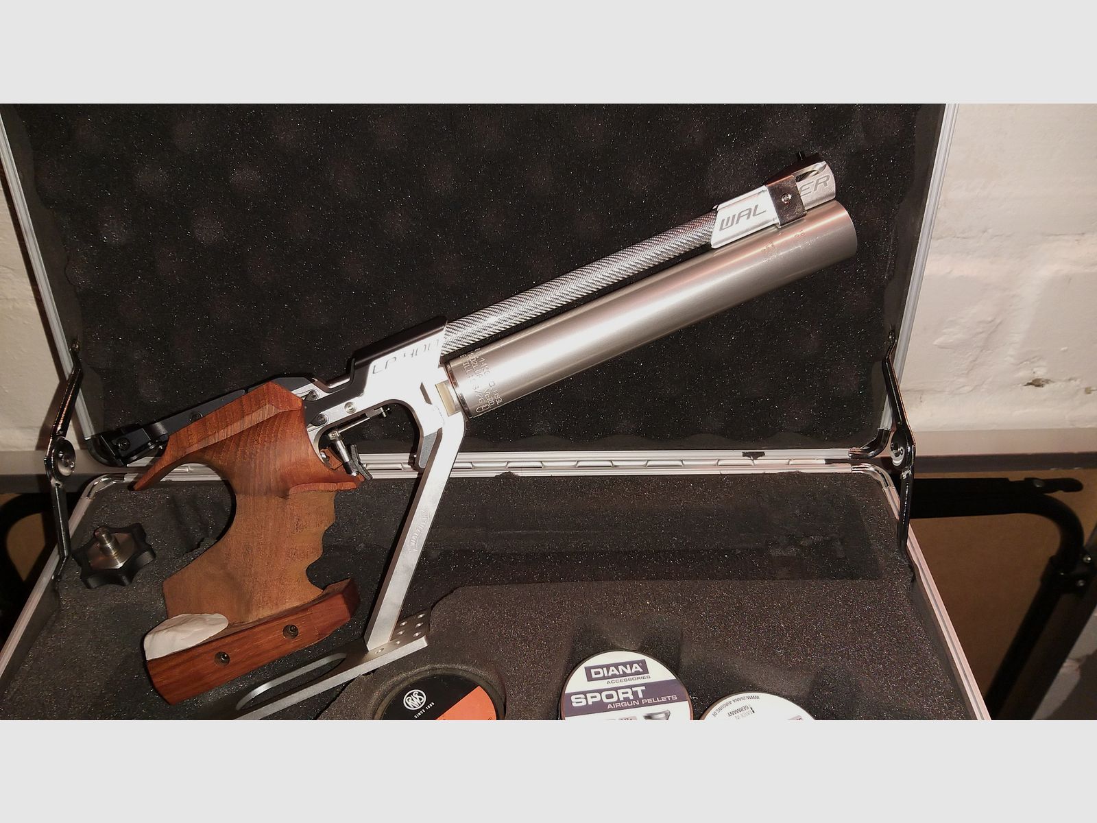Luftpistole Walther LP 400 mit Alukoffer