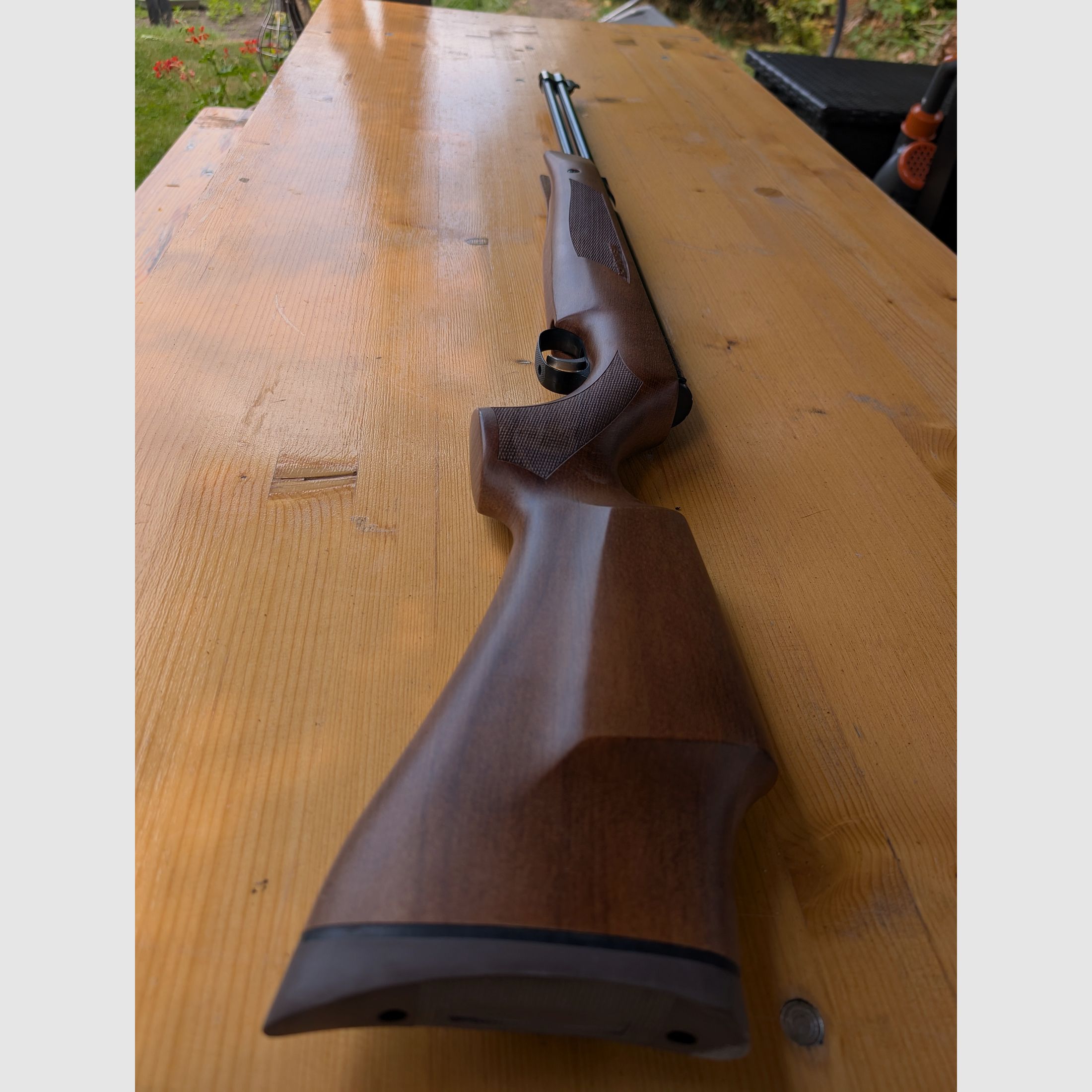 Weihrauch HW 77