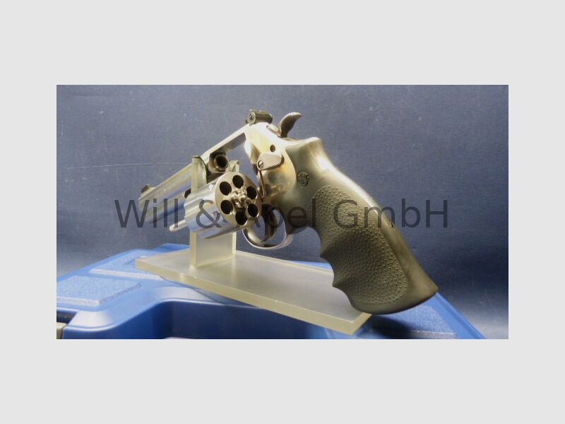 SMITH & WESSON 686-6