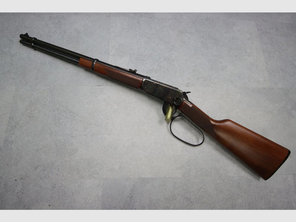 Winchester Model 94AE mit Large Loop