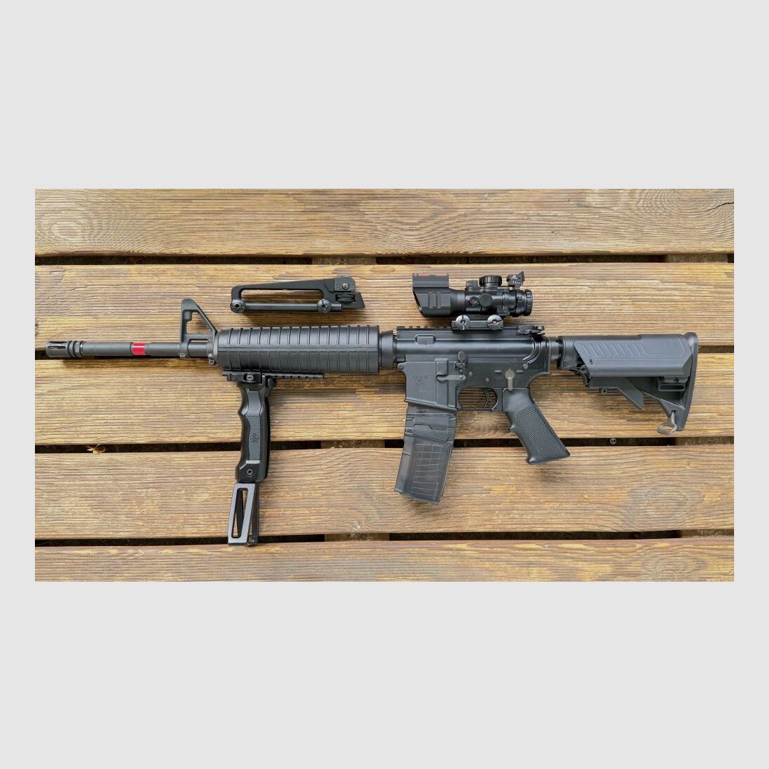 SABRE XR-15 mit Optik und Zweibein 2 Magazine .223Rem