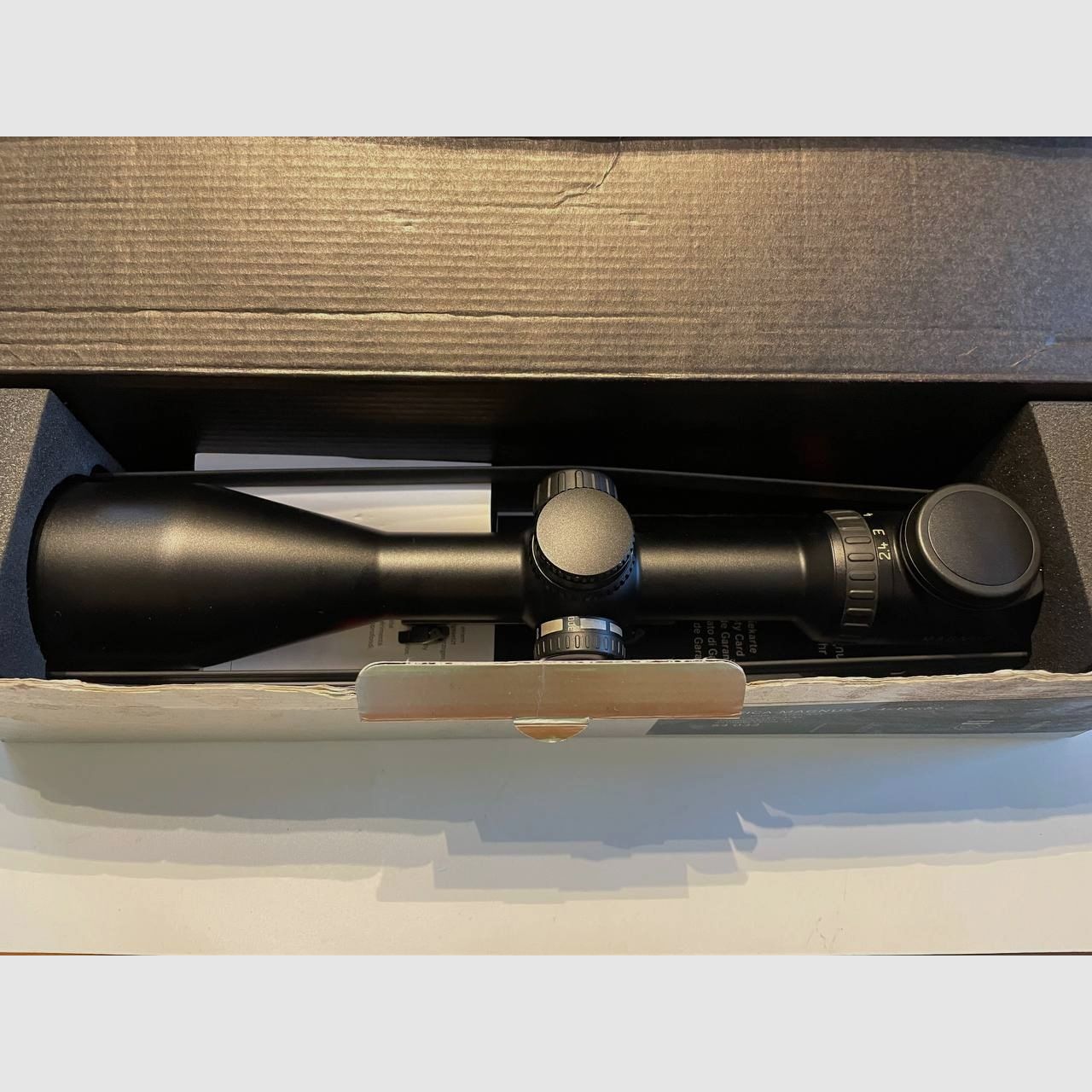 Leica Magnus 2 4-16x56