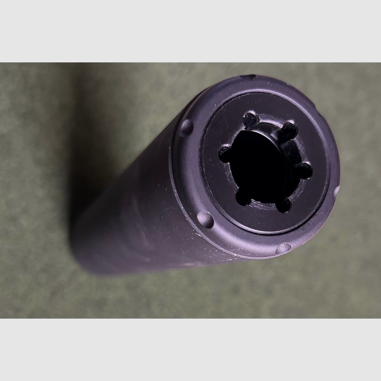 Silenziatore MERKEL Suppressor nel calibro da 7,0 a 8,2 mm