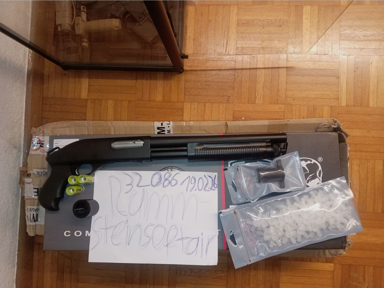 APS CAM870 Breacher MKIII with accessories