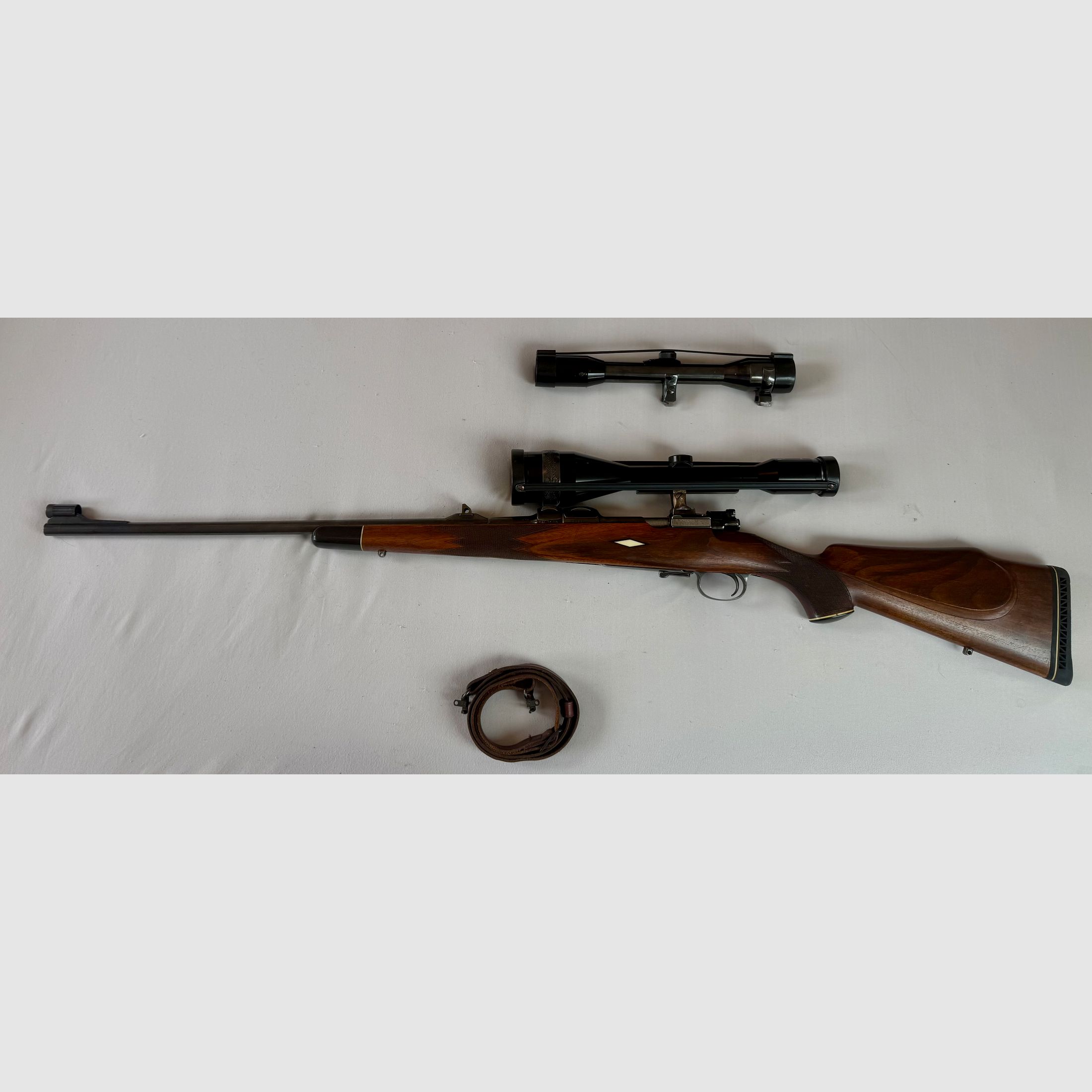 Kurt Jäger Mainz – Bolt-action rifle .30-06 Spr., Mauser system, custom gunsmith build, 2 Nickel-Supra scopes (8x56 & 4x36), immagine 2 di 10