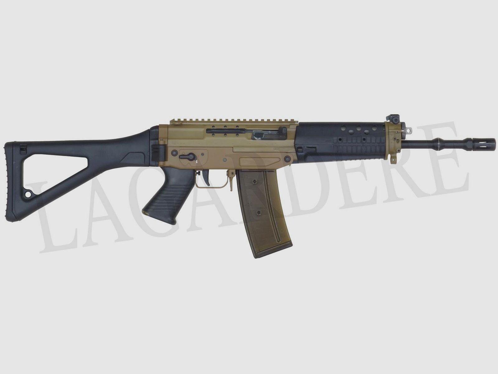 SIG-SAUER SG 553-1 LB RAIL HA FDE ROTEX (FUCILE D'ASSALTO SEMIAUTOMATICO)