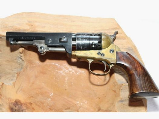 Vorderladerrevolver  Model Navy Cal. 44