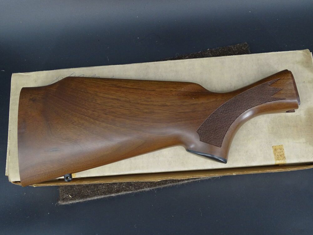 Remington 11-87 Monte Carlo Holzschaft R 102848 LP 349 Euro 11-87