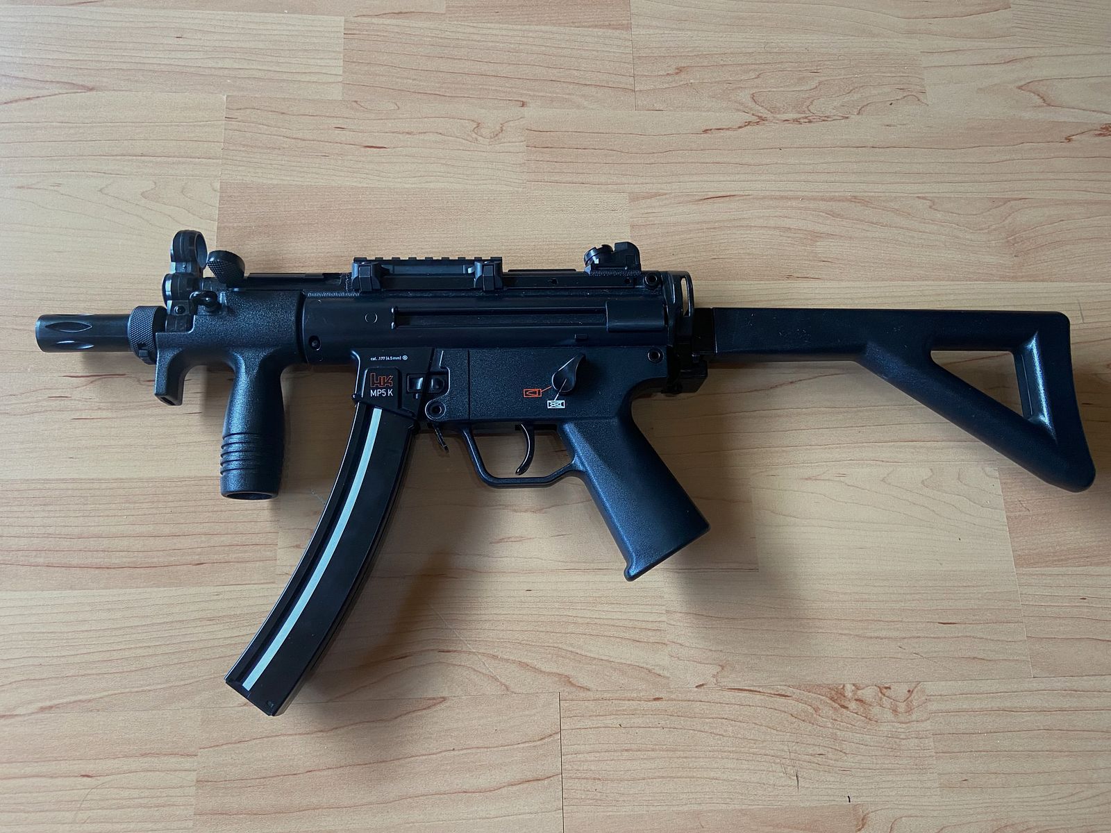 HK USP CO2 Pistole NBB + MP5 K-PDW CO2 GBB 4,5 mm Gebraucht